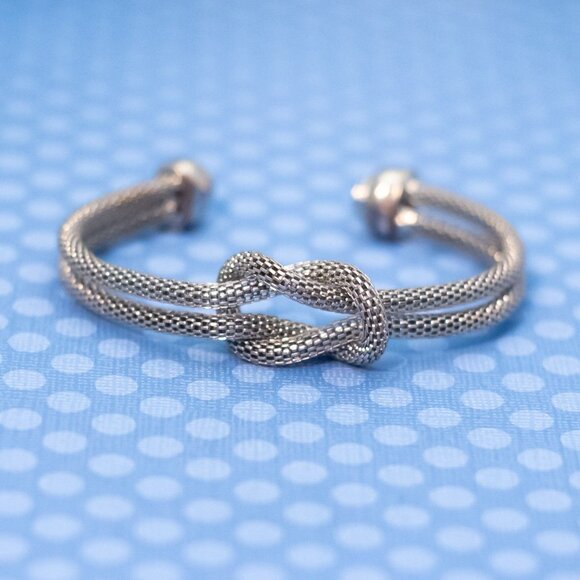 7 inch, Vintage Twisted Tangled Silver Tone Cuff Bracelet - M37 - Picture 1 of 3